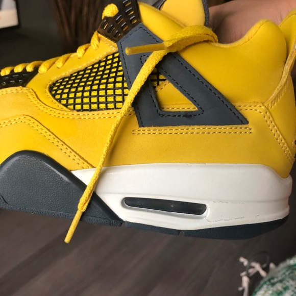 Jordan 4 lightning. Jordan 4 Doernbecher - Picture 7 of 11